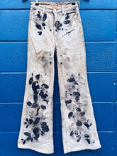 Load image into Gallery viewer, Wild Rollas Flare Jeans ~ Cotton ~ 6
