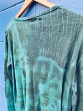 Load image into Gallery viewer, Turquoise Gum cardigan - Merino M/L
