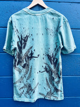 Load image into Gallery viewer, Wild Blue Tee ~ Cotton ~ M/L
