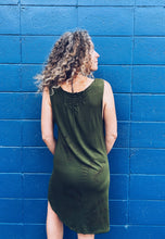 Load image into Gallery viewer, Wild Green dress ~ XL
